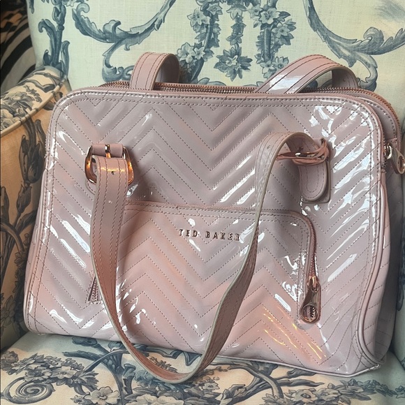 Ted Baker Glossy Pink Chevron Bag - Picture 1 of 5